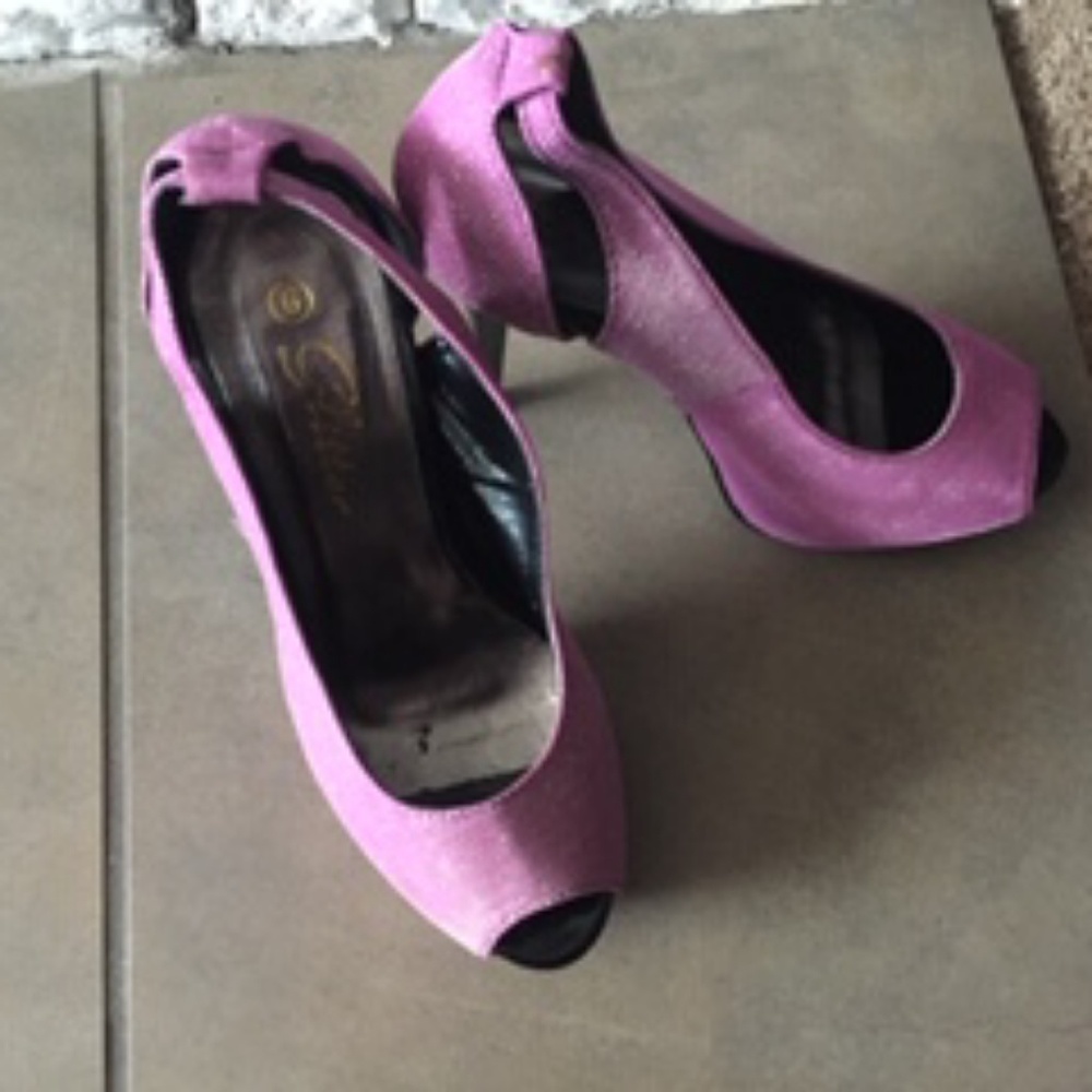 Pink shoes